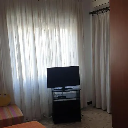 Milena Privato Apolloni- Codici Cir E Cin Visibili Su Apartamento Loano