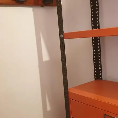 Milena Privato Apolloni- Codici Cir E Cin Visibili Su Apartment *