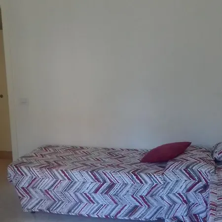 Milena Privato Apolloni- Codici Cir E Cin Visibili Su Apartamento *