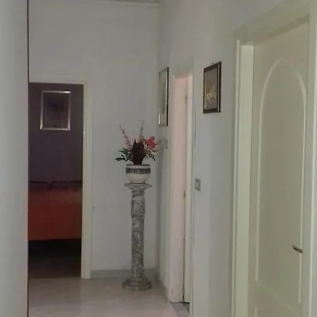 Apartment Villa Milena Loano Appartamento Privato Apolloni- Codici Cir E Cin Visibili Su Struttura *