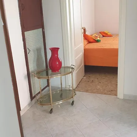 Villa Milena Loano Appartamento Privato Apolloni- Codici Cir E Cin Visibili Su Struttura
