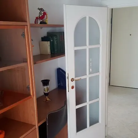 Villa Milena Loano Appartamento Privato Apolloni- Codici Cir E Cin Visibili Su Struttura * Loano